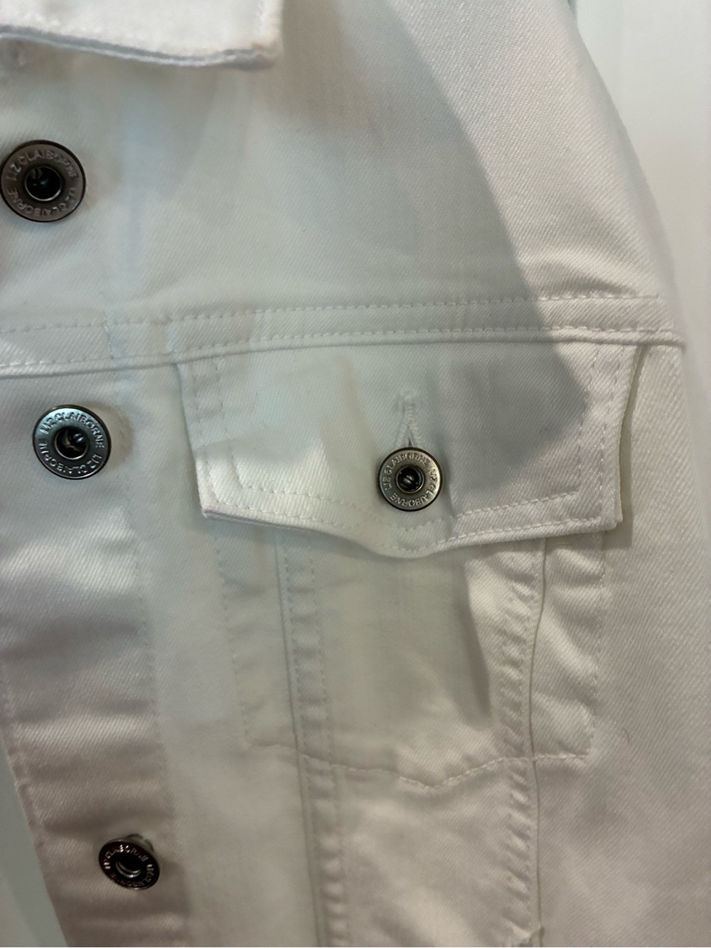 Liz Claiborne White Denim Jacket with Button Front - Picture 5 of 5
